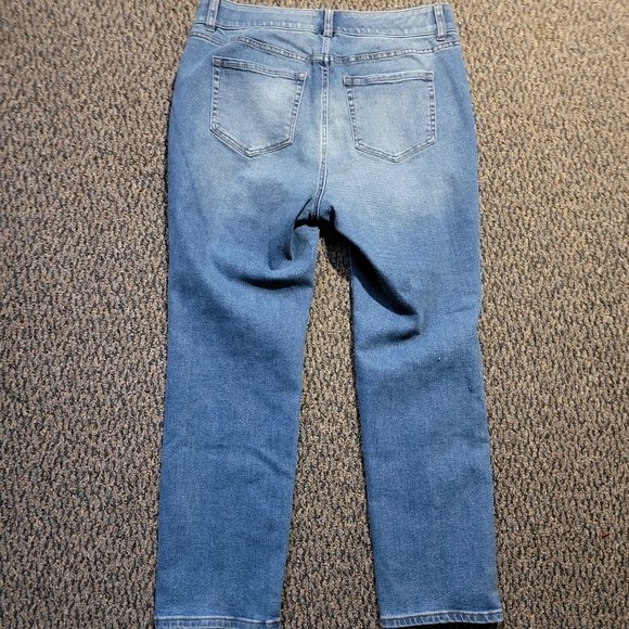 EUC Lane Bryant Medium Wash High Waisted Distressed Jeans Size 16 - Picture 6 of 12